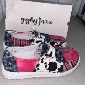 Gypsy Jazz “Groovy” Canvas Shoes Size 8 New In Box Patchwork